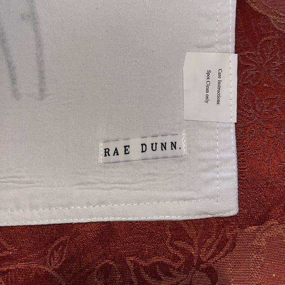 NWT Rae Dunn table runner “Family” - Picture 4 of 4